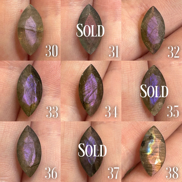 Aphrodite Ring (Limited Edition Purple Labradorite)