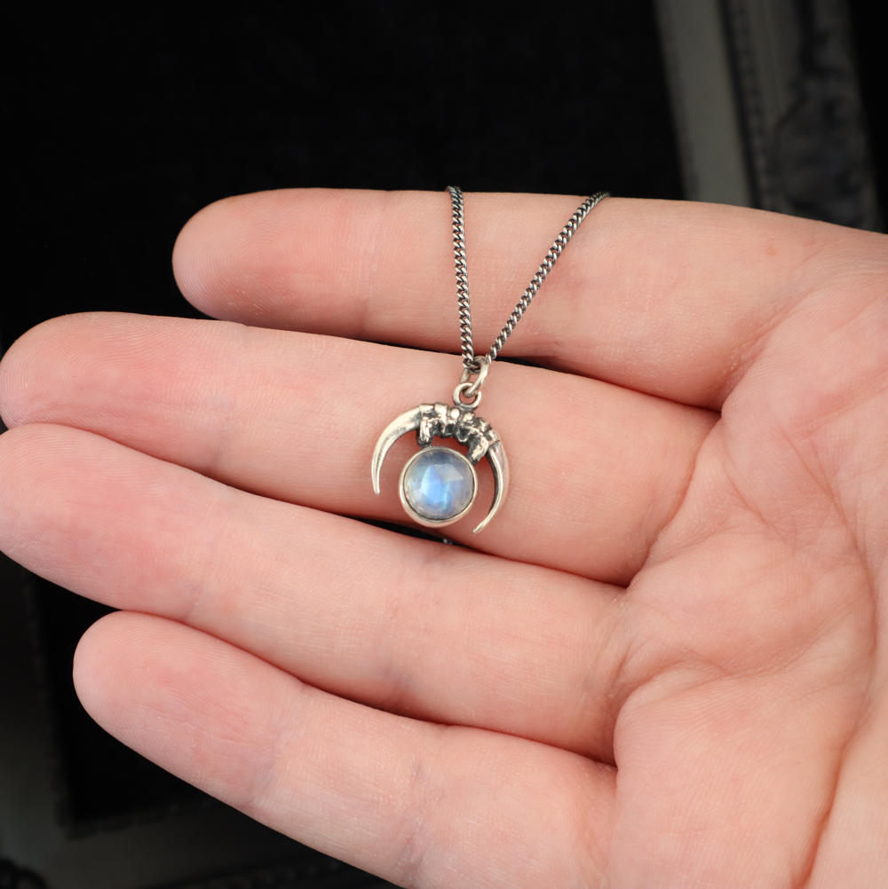 Luna Obscura Pendant