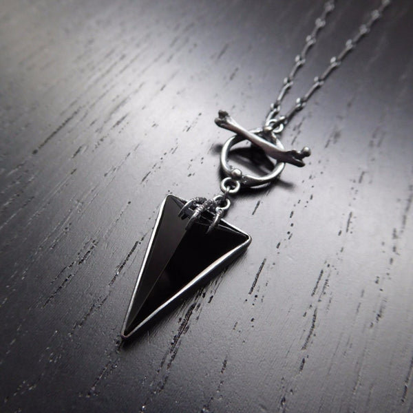 Hexen Pendant