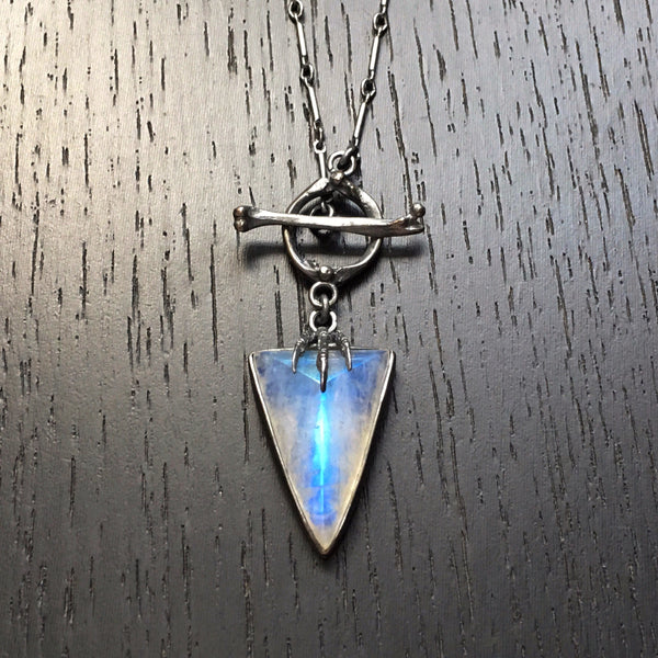 Hexen Pendant