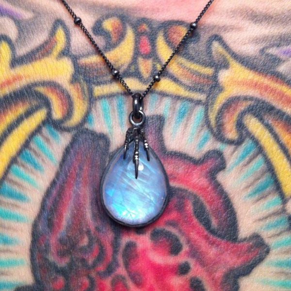 Eyrie Pendant