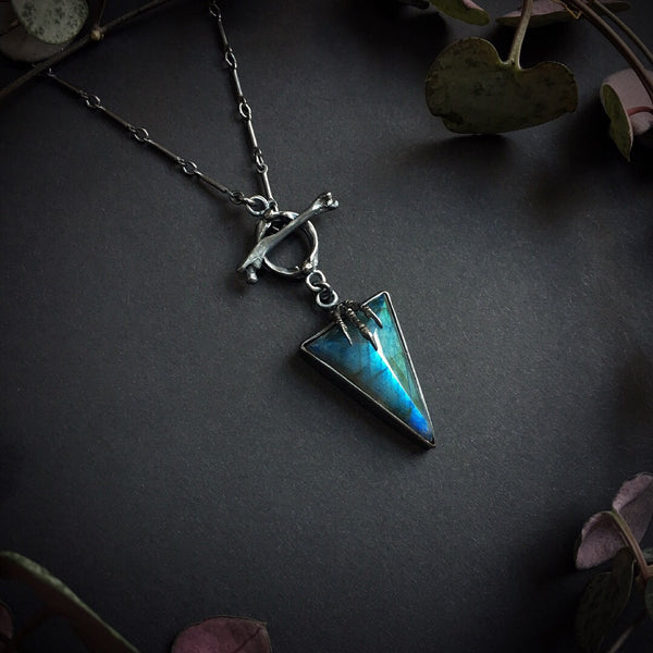 Hexen Pendant