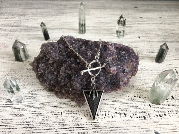 Hexen Pendant