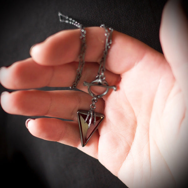 Hexen Pendant
