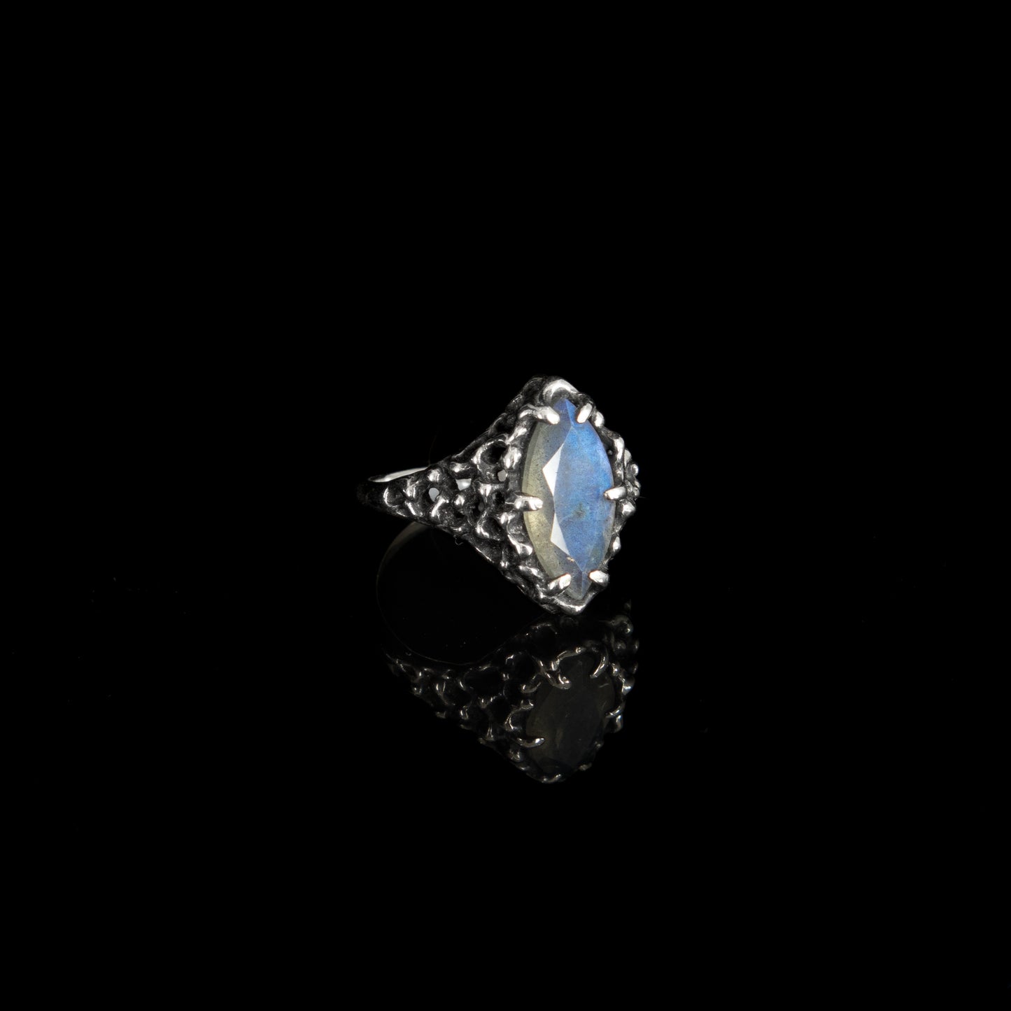Aphrodite Ring - Labradorite - Size 6.5 - Ready to Ship