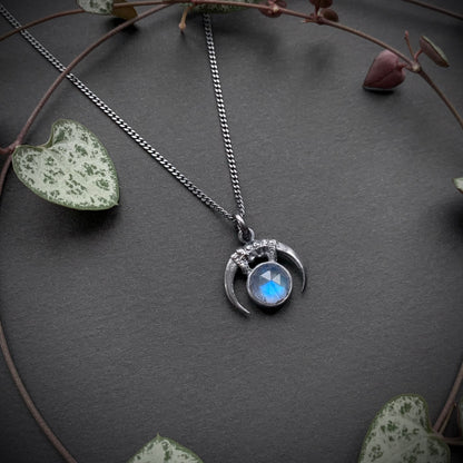Luna Obscura Pendant