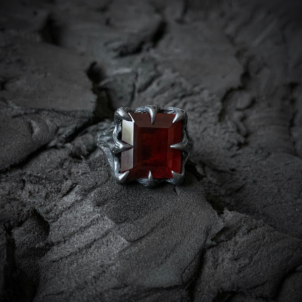 The Dark Embrace Ring - (Garnet and Onyx versions)