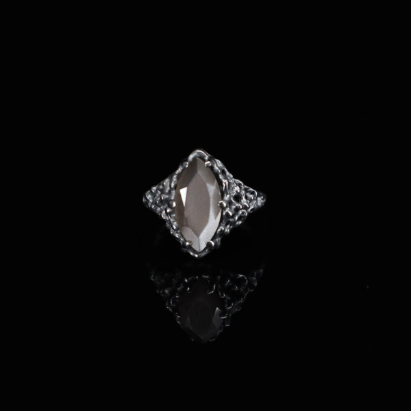 Aphrodite Ring (Grey Moonstone and Onyx)