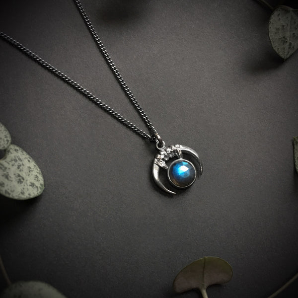 Luna Obscura Pendant