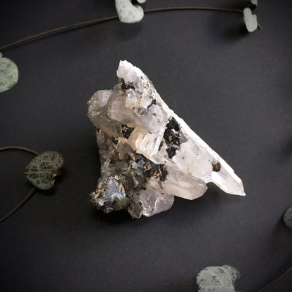 Quartz with sphalerite