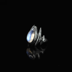 Lestat Ring (Rainbow Moonstone)
