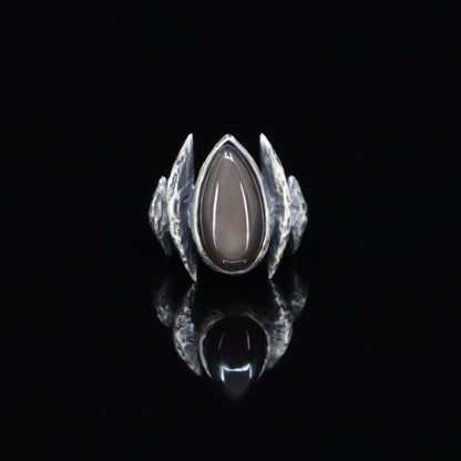 Lestat Ring (Grey Moonstone and Labradorite)