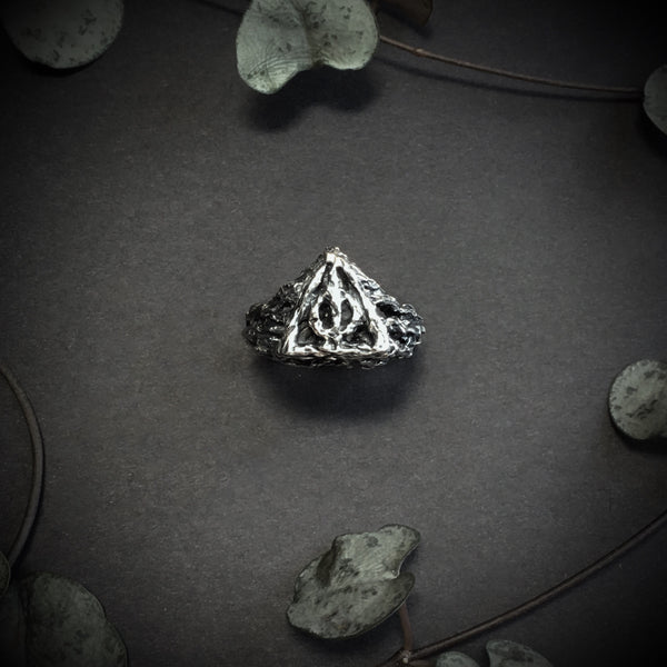 Discontinued - Deathly Hallows “In to the Forest” Ring