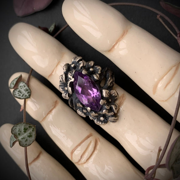 Nightshade Ring - Amethyst - Size 5.5 - Ready to Send