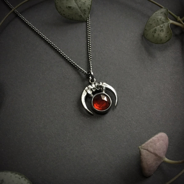 Luna Obscura Pendant