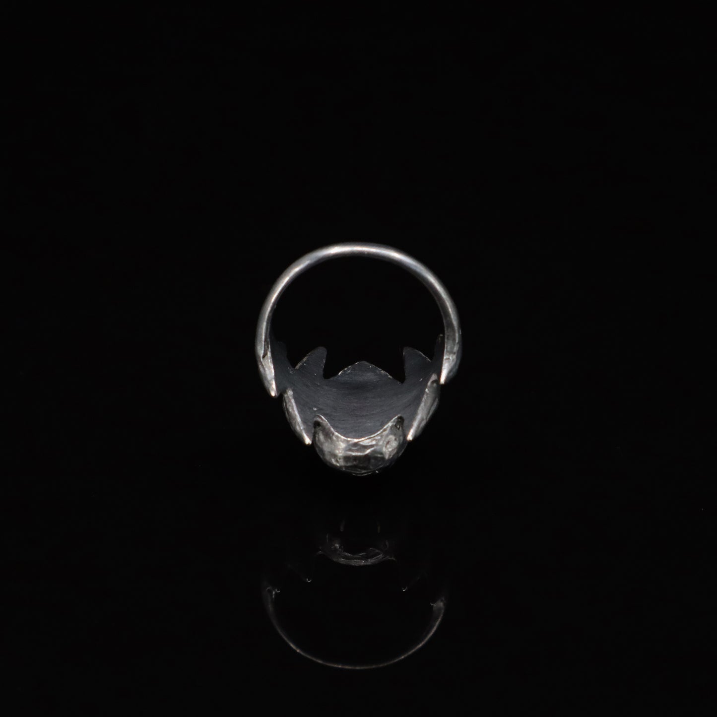 Lestat Ring (Grey Moonstone and Labradorite)